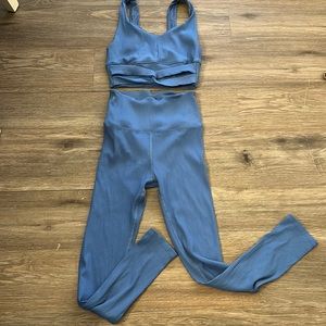 Carbon38 ribbed workout SET sports bra + full length Leggings (S) SET OF 2 ITEMS